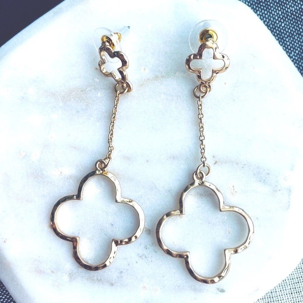 Gold Quatrefoil Earrings Womens Dangle Hoops NWT Jewelry Boho Classic Statement